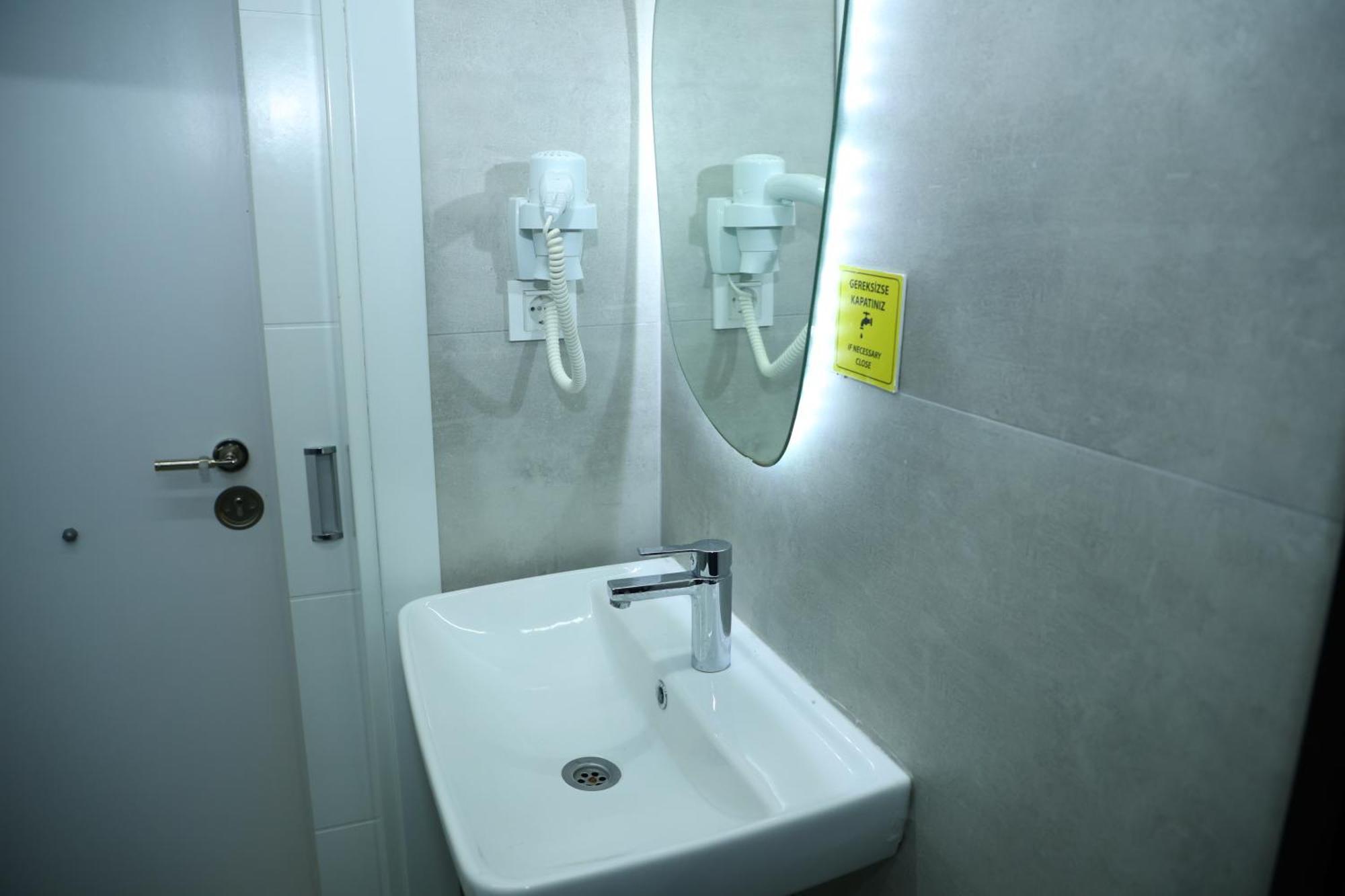Erdemli Hotel Angel Beach - Kizkalesi Mersin מראה חיצוני תמונה